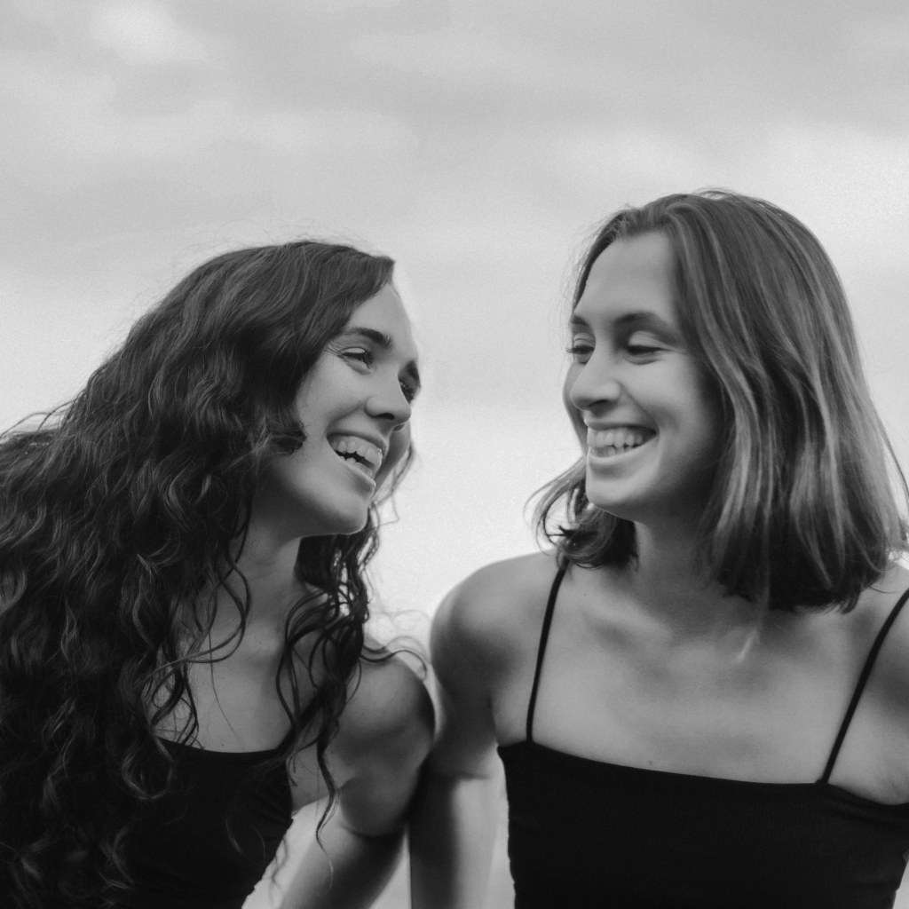 ÈLIA BASTIDA & CAROLINA ALABAU